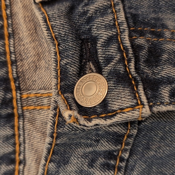 Levi's 513 men's 30 by 32 - Picture 3 of 5